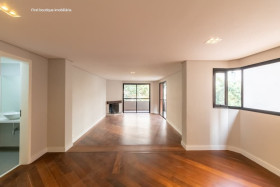 Apartamento com 3 Quartos à Venda, 245 m² em Higienópolis - São Paulo