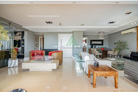 Apartamento com 4 Quartos à Venda, 206 m² em Vila Romana - São Paulo