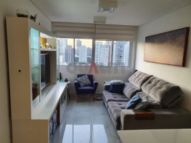 Apartamento com 2 Quartos à Venda, 84 m² em Santo Amaro - São Paulo