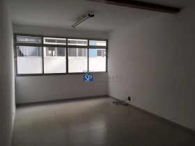 Apartamento com 2 Quartos à Venda ou Locação, 96 m² em Santa Cecília - São Paulo