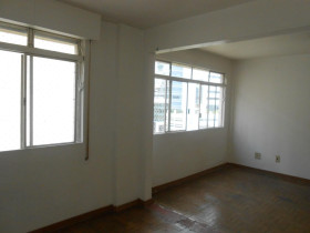 Apartamento com 2 Quartos à Venda,  em Bela Vista - São Paulo