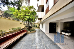 Apartamento com 3 Quartos à Venda, 181 m² em Moema - São Paulo
