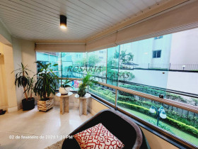 Apartamento com 3 Quartos à Venda, 190 m² em Campo Belo - São Paulo