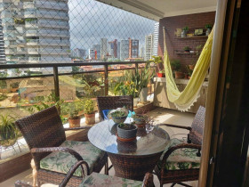 Apartamento com 3 Quartos à Venda, 164 m² em Meireles - Fortaleza