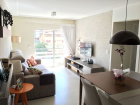Apartamento com 2 Quartos à Venda, 60 m² em Aclimação - São Paulo