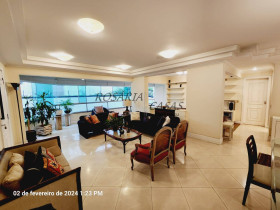 Apartamento com 3 Quartos à Venda, 190 m² em Campo Belo - São Paulo