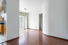 Apartamento com 2 Quartos à Venda, 60 m² em Vila Pompéia - São Paulo