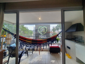 Apartamento com 3 Quartos à Venda, 120 m² em água Branca - São Paulo