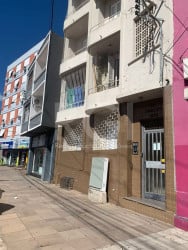 Apartamento com 1 Quarto à Venda, 32 m² em São João - Porto Alegre