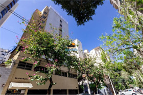 Apartamento com 3 Quartos à Venda,  em Santa Cecília - São Paulo