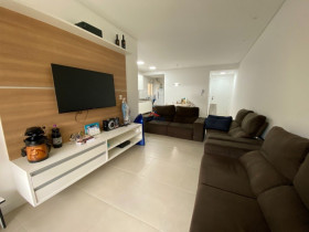 Apartamento com 3 Quartos à Venda, 142 m² em Ingleses Do Rio Vermelho - Florianópolis