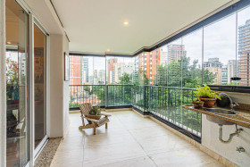 Apartamento com 4 Quartos à Venda, 225 m² em Pinheiros - São Paulo