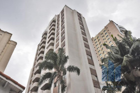 Apartamento com 3 Quartos à Venda, 181 m² em Moema - São Paulo