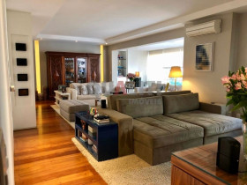 Apartamento com 3 Quartos à Venda, 165 m² em Moema - São Paulo