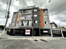 Apartamento com 2 Quartos à Venda, 62 m² em Santa Teresinha - São Paulo