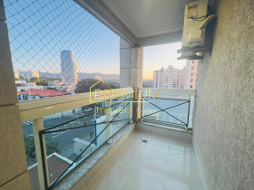 Apartamento com 4 Quartos à Venda, 157 m² em Jardim Ana Maria - Jundiaí