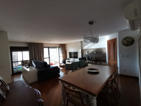 Apartamento com 3 Quartos à Venda, 131 m² em Brooklin - São Paulo