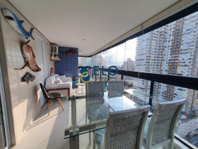 Apartamento com 2 Quartos à Venda, 106 m² em Gonzaga - Santos