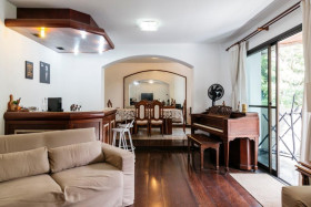 Apartamento com 4 Quartos à Venda, 233 m² em Campo Belo - São Paulo