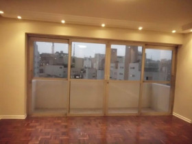 Apartamento com 3 Quartos à Venda ou Locação, 159 m² em Pinheiros - São Paulo