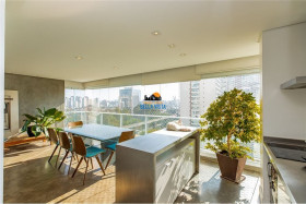 Apartamento com 2 Quartos à Venda,  em Brooklin Paulista - São Paulo
