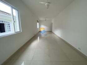 Apartamento com 2 Quartos à Venda, 105 m² em Gonzaga - Santos