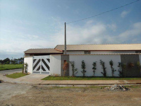 Casa com 2 Quartos à Venda, 75 m² em Tupy - Itanhaém