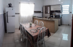 Casa com 3 Quartos à Venda, 210 m² em Jardim São José - Cruzeiro