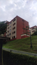 Apartamento com 3 Quartos à Venda,  em Itaquera - São Paulo