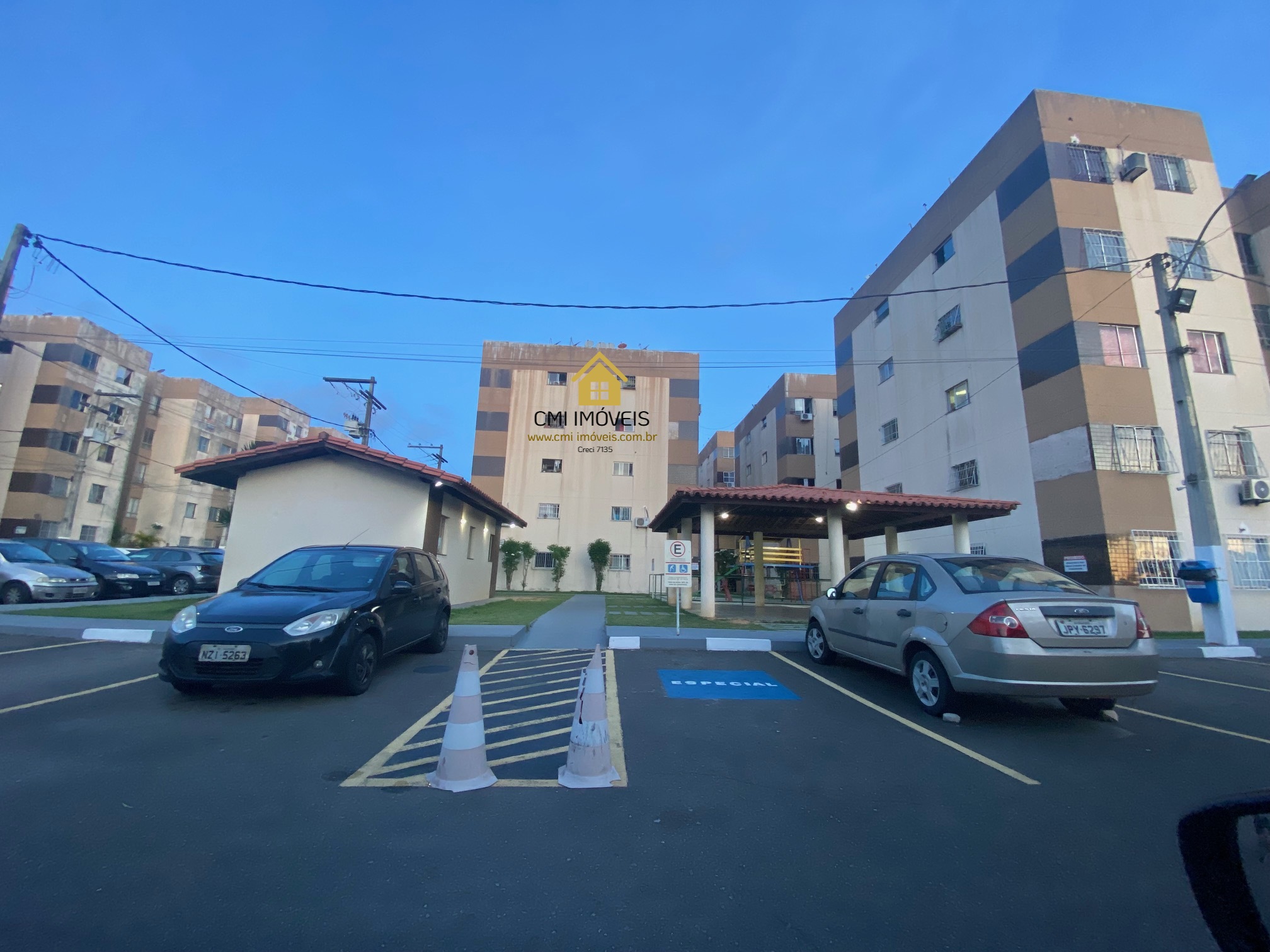 Condomínio Condominio Hildete Teixeira - Fazenda Grande IV - Salvador - BA