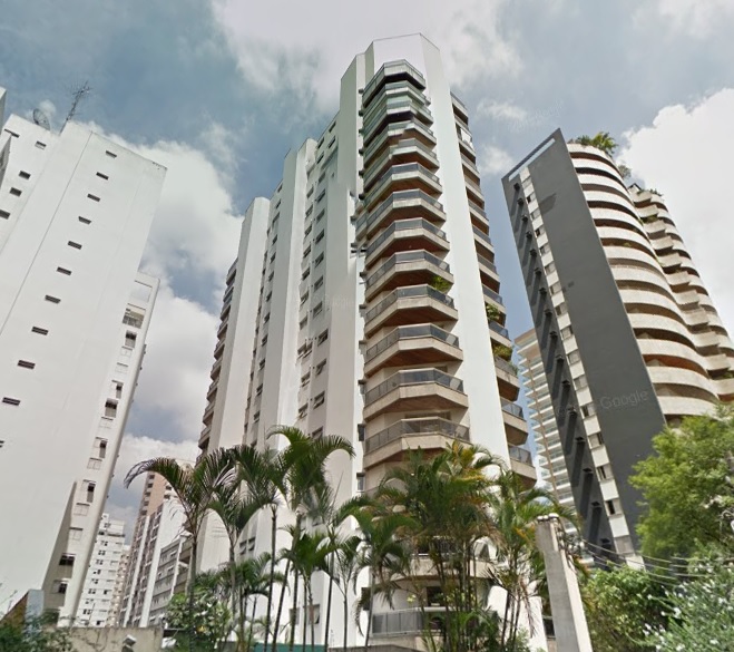 Condomínio Metropolitan - Moema - São Paulo - SP Condomínio Metropolitan - Moema - São Paulo - SP
