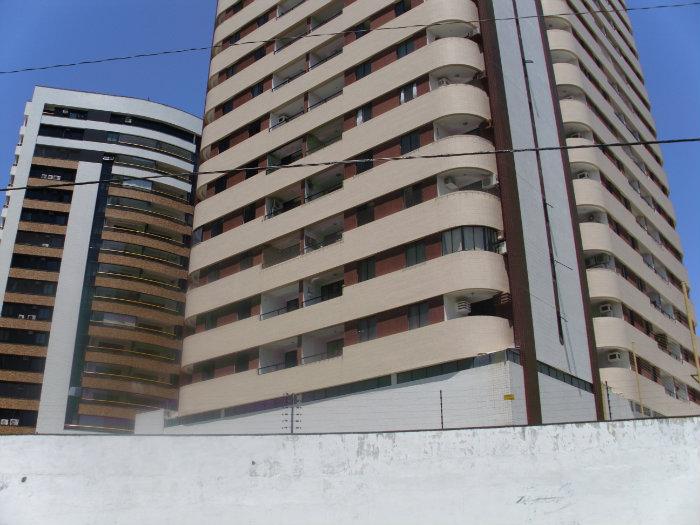 Imagem de fundo do condomínio Condomínio Caribeen - Ponta do Farol - São Luís - MA