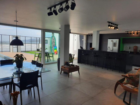 Imagem Casa com 7 Quartos à Venda, 390 m² em Balneário Perequê  - Porto Belo