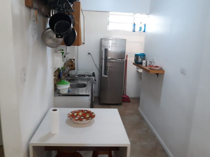 Imagem Apartamento com 1 Quarto à Venda, 65 m² em Gonzaga - Santos