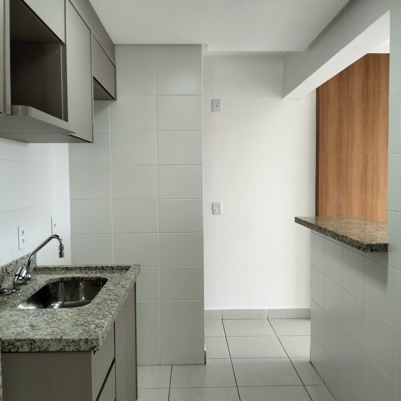 Imagem Apartamento com 2 Quartos à Venda, 64 m²em Village Veneza - Goiânia