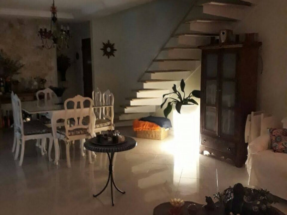 Imagem Casa com 3 Quartos à Venda, 240 m² em Barra Da Tijuca - Rio De Janeiro