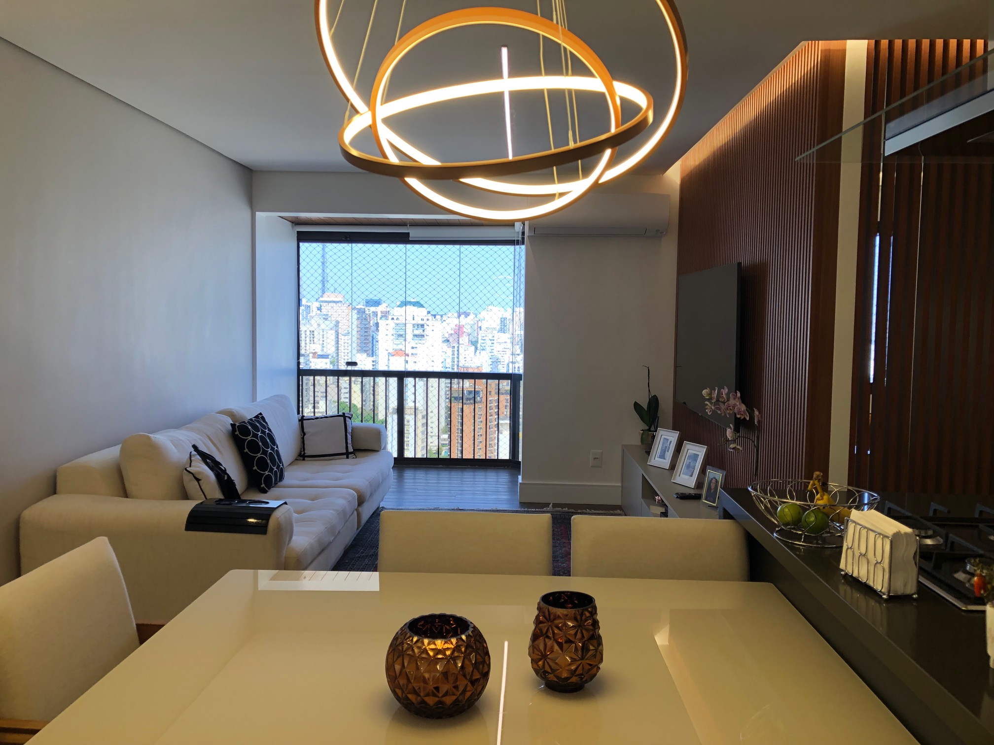 Foto do imóvel Flat com 3 Quartos à Venda ou Locação, 93 m²em Cerqueira César - São Paulo