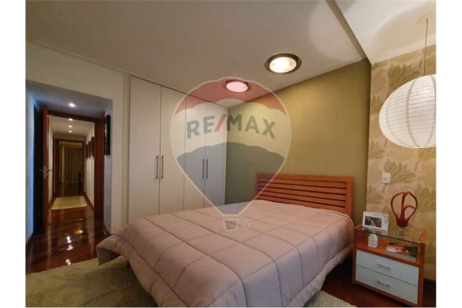 Foto do imóvel Apartamento com 3 Quartos à Venda, 215 m² em Santa Rosa - Niterói