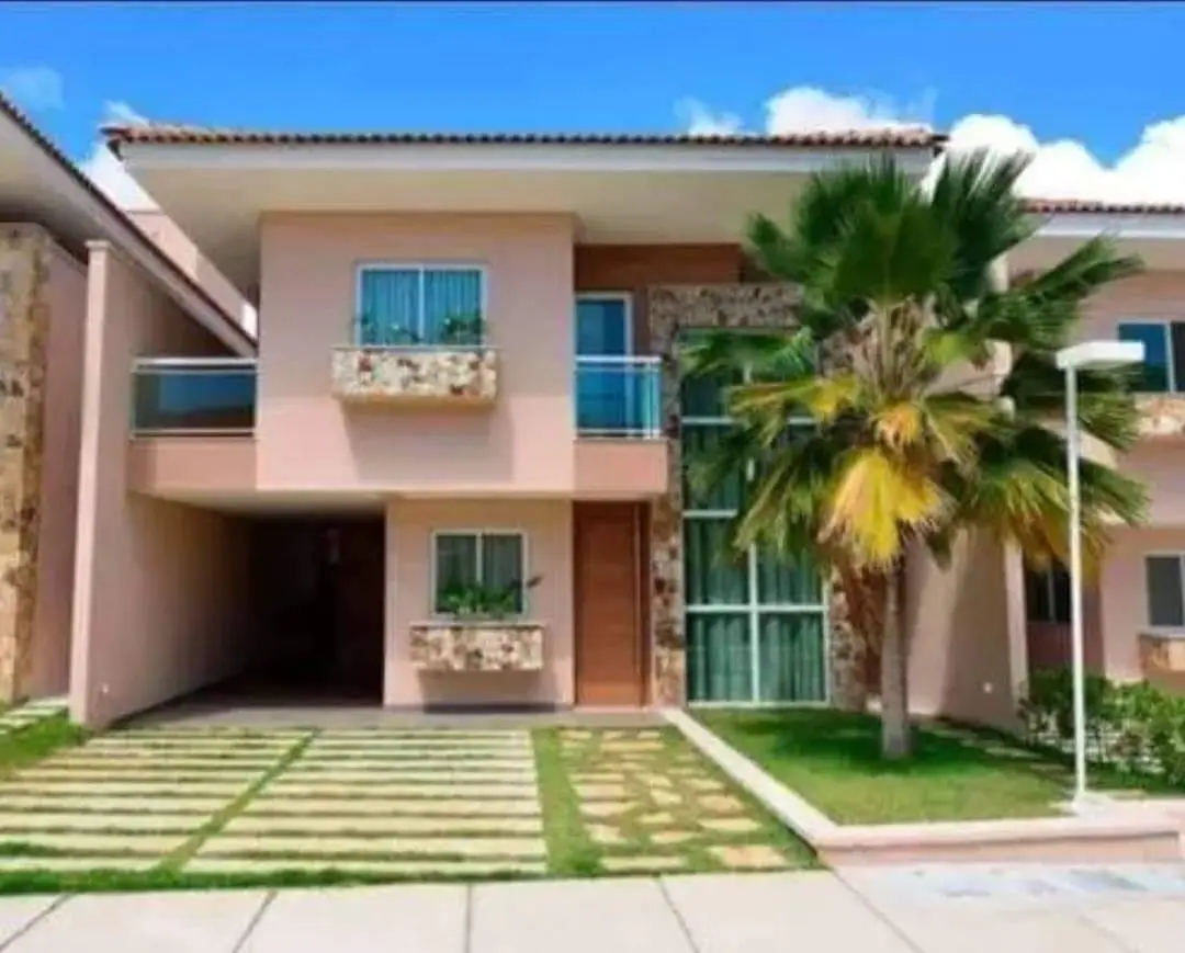 Foto do imóvel Casa de Condomínio com 3 Quartos à Venda, 176 m²em Precabura  - Eusébio