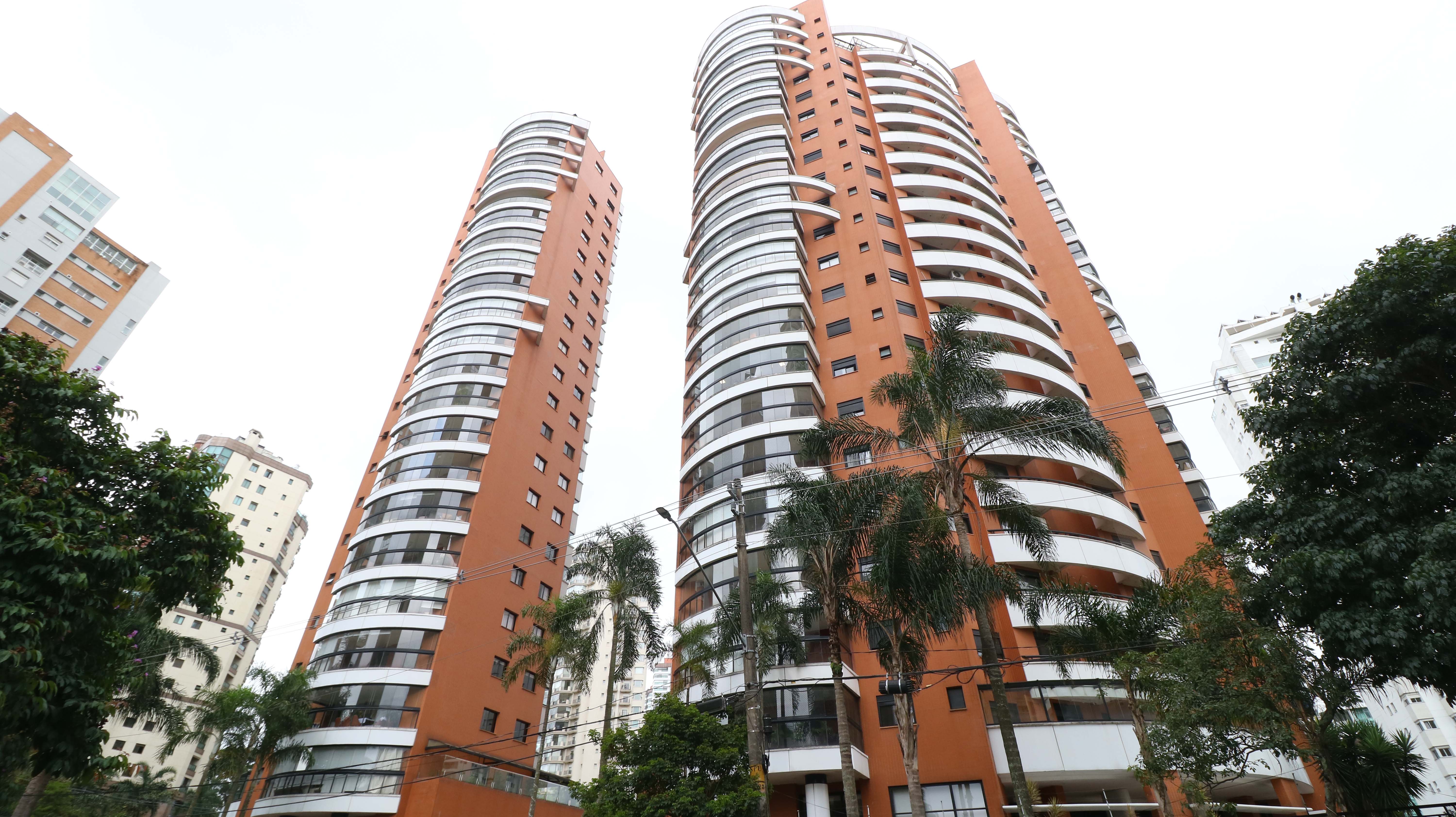 Imagem de fundo do condomínio Condomínio Condominio TONS DO TANGARÁ - Jardim Fonte do Morumbi - São Paulo - SP