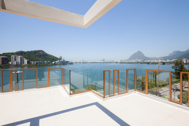 Imagem Apartamento com 4 Quartos à Venda,  em Lagoa - Rio de Janeiro