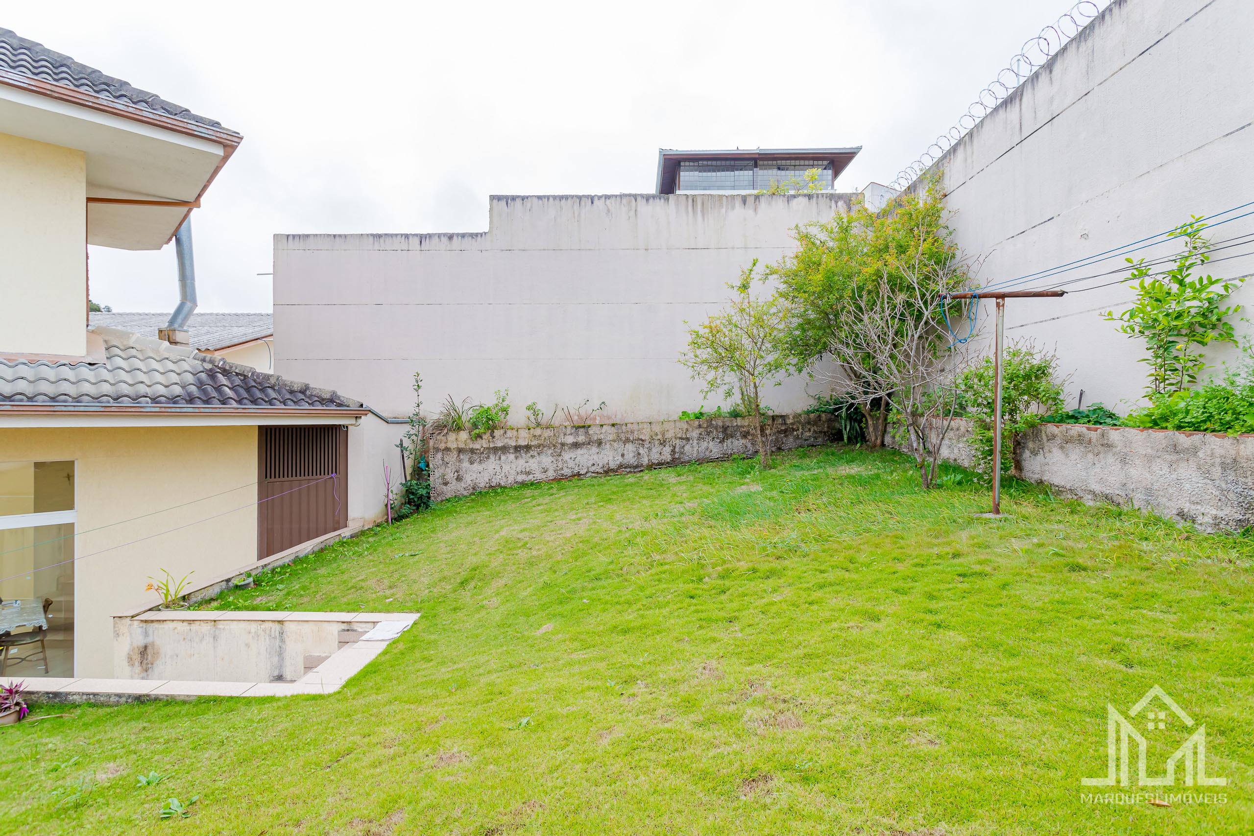 Imagem Casa com 3 Quartos à Venda, 241 m²em Guabirotuba - Curitiba