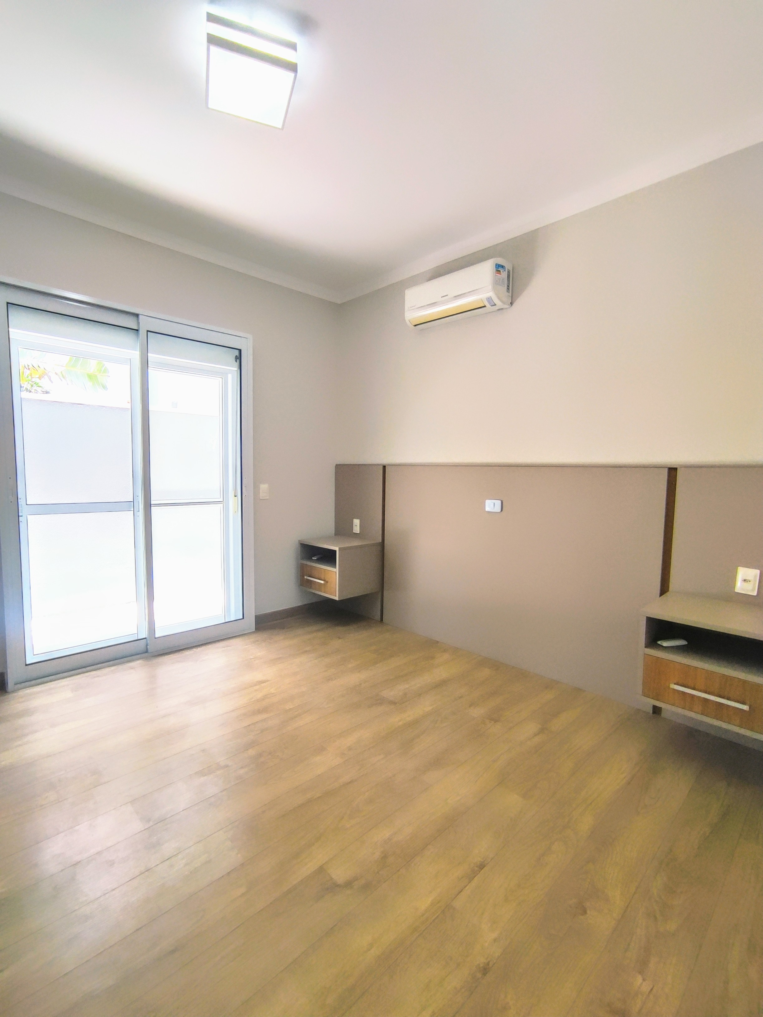Imagem Casa de Condomínio com 4 Quartos para Alugar, 220 m²em Condomínio Reserva da Serra - Jundiaí