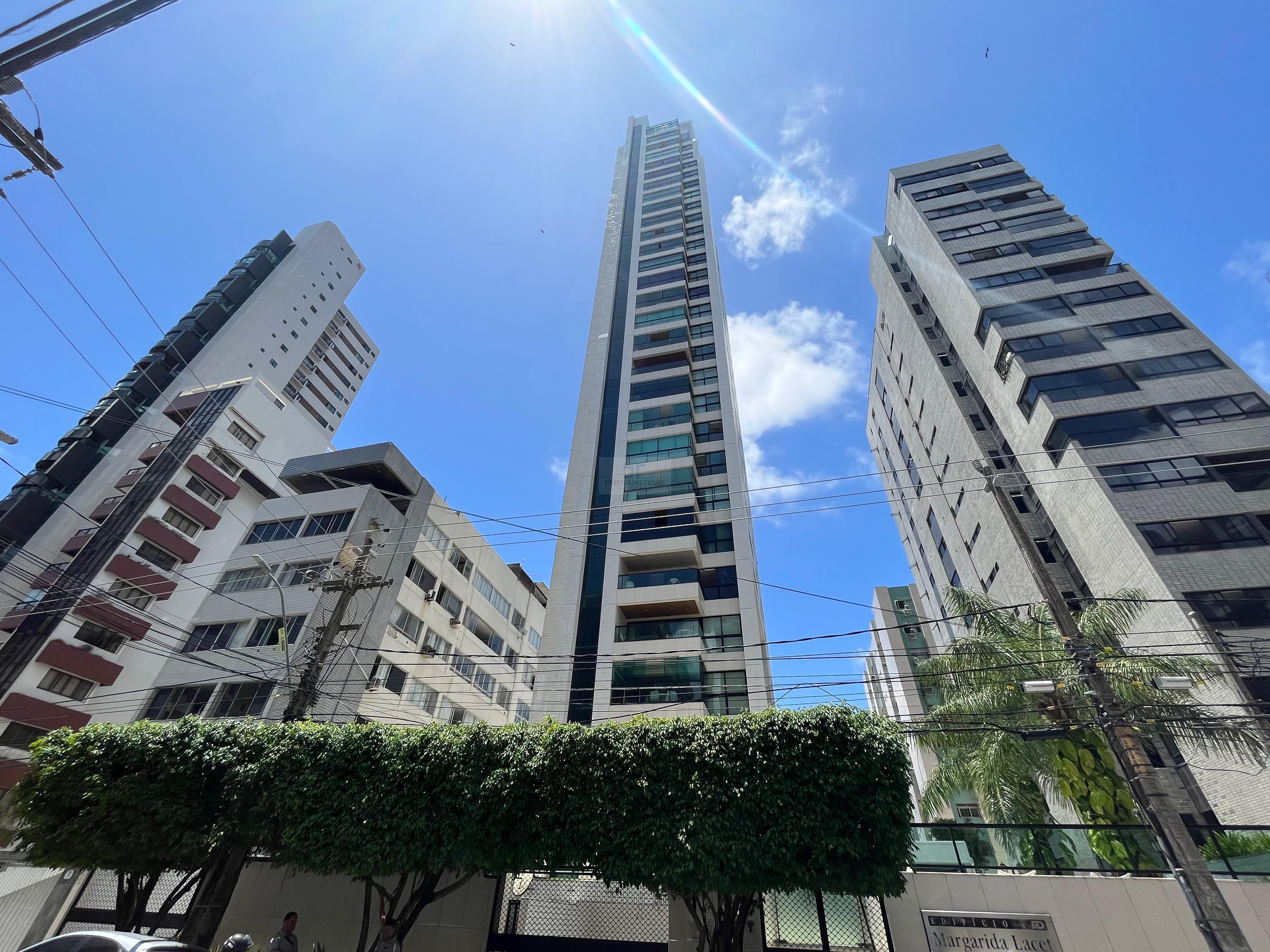 Imagem de fundo do condomínio Condomínio Margarida Lacet - Boa Viagem - Recife - PE