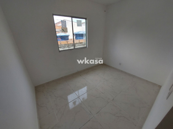 Imagem Casa de Vila com 3 Quartos à Venda, 87 m²em Alterosas - Serra