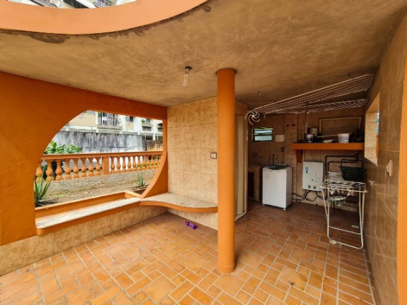 Imagem Casa de Vila com 4 Quartos à Venda, 225 m²em Ingá - Niterói