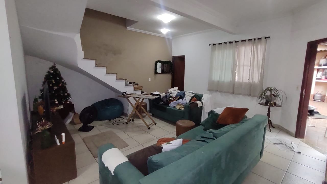 Imagem Casa com 3 Quartos à Venda, 264 m²em Vila Paulista - Cubatão