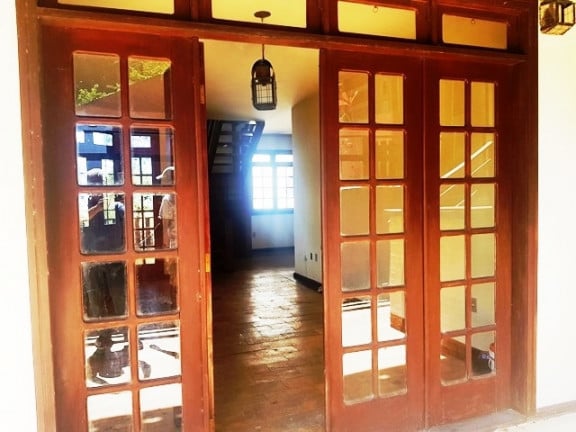 Imagem Casa com 4 Quartos à Venda ou Locação, 343 m² em Piratininga - Niterói