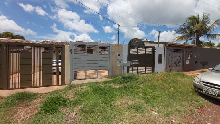 Imagem Casa com 2 Quartos à Venda,  em Jardim São Conrado - Campo Grande