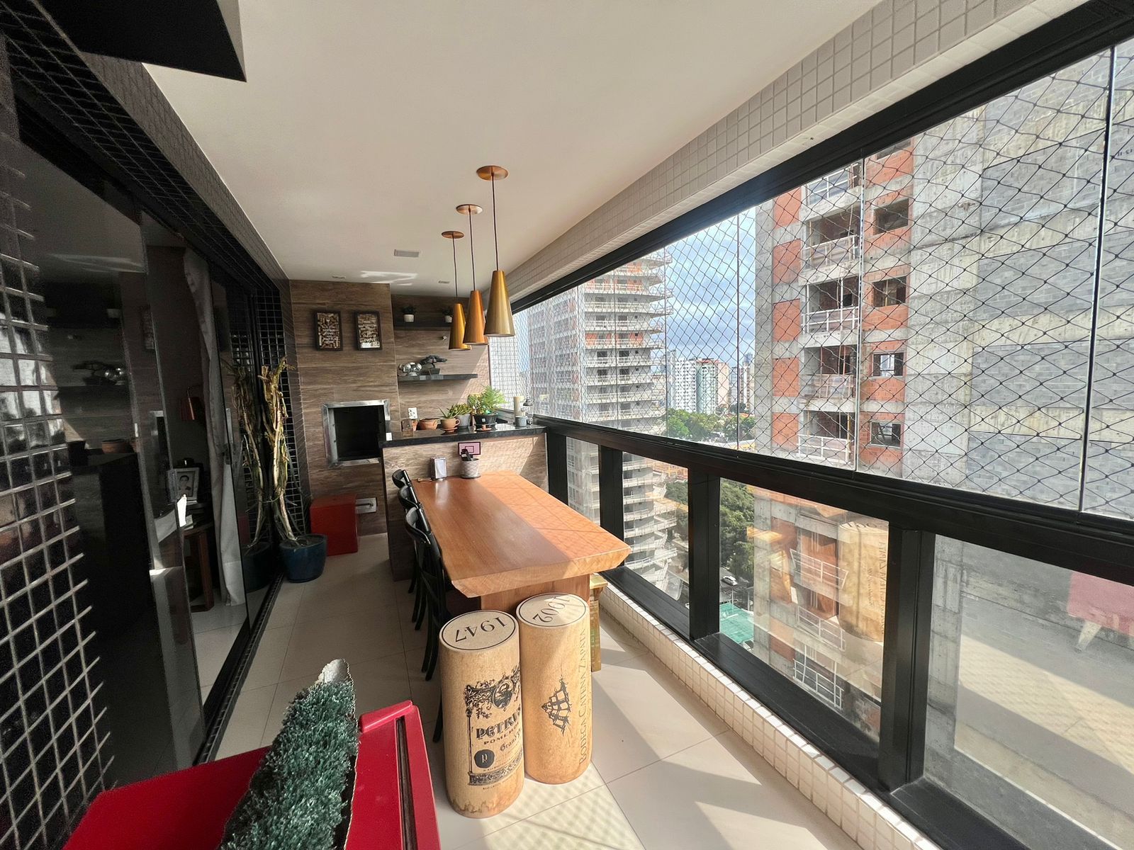 Imagem Apartamento com 3 Quartos à Venda, 178 m²em Batista Campos - Belém